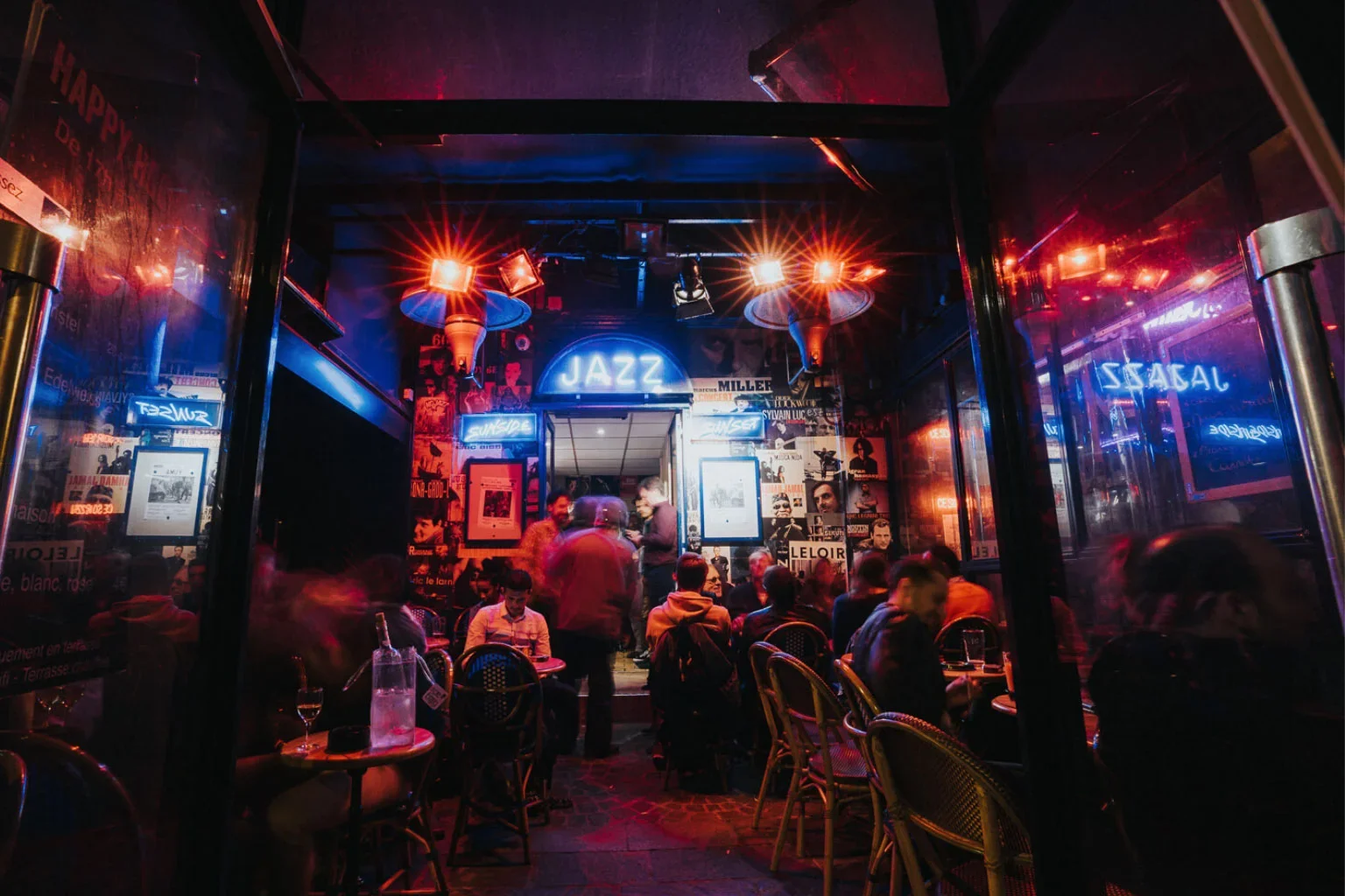 Le Baiser Salé interior